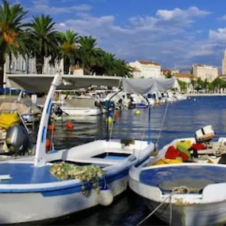 Apartman Ana Apartment *