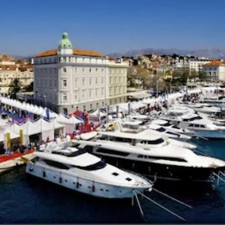 Apartment Apartman Ana Split