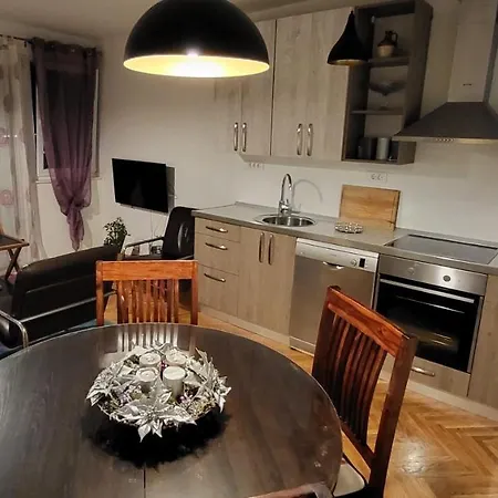 Apartman Ana * Split