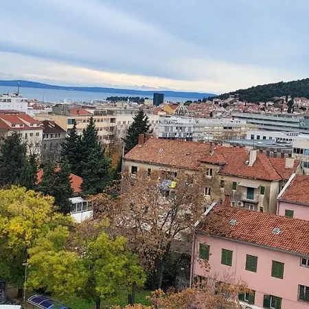 Apartment Apartman Ana Split